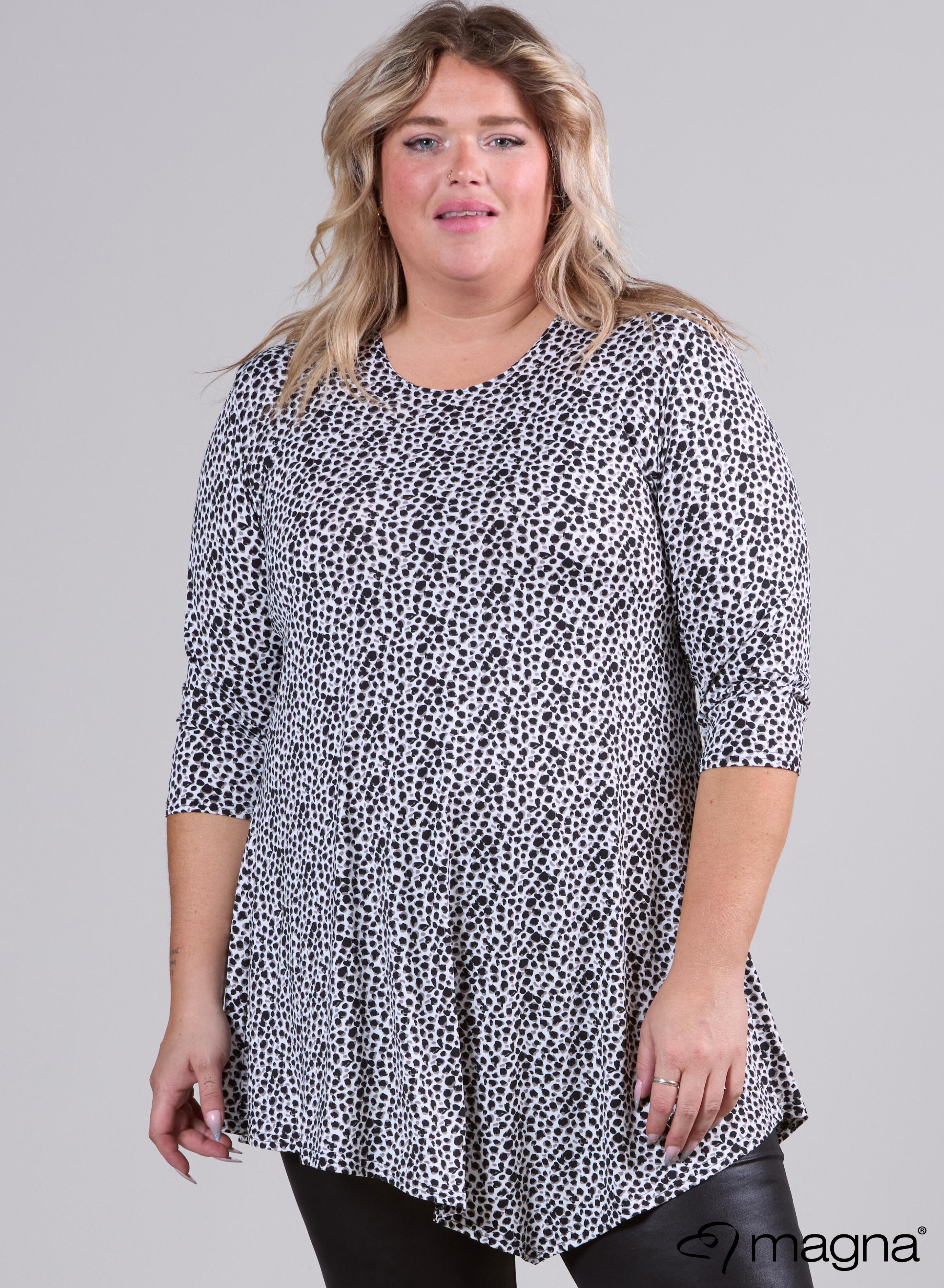 Magna Long Triangle Shirt / Tunic Dotted Animal Print