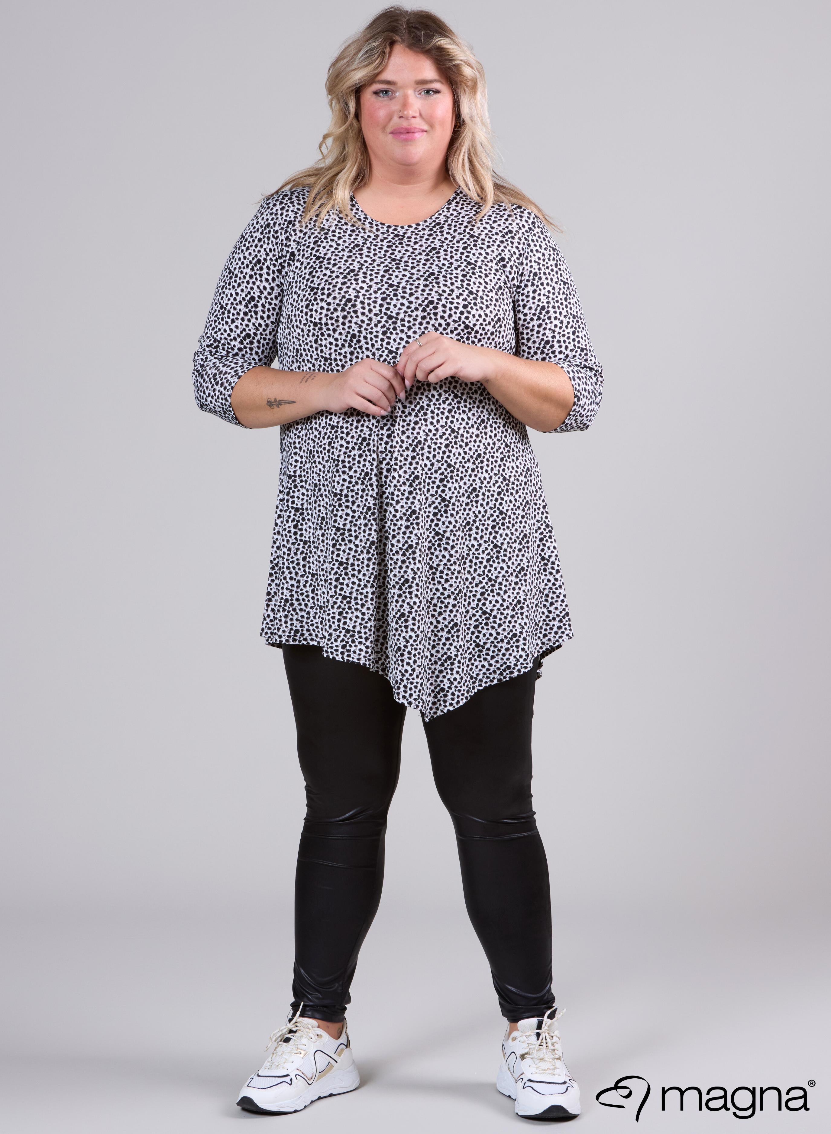 Magna Long Triangle Shirt / Tunic Dotted Animal Print