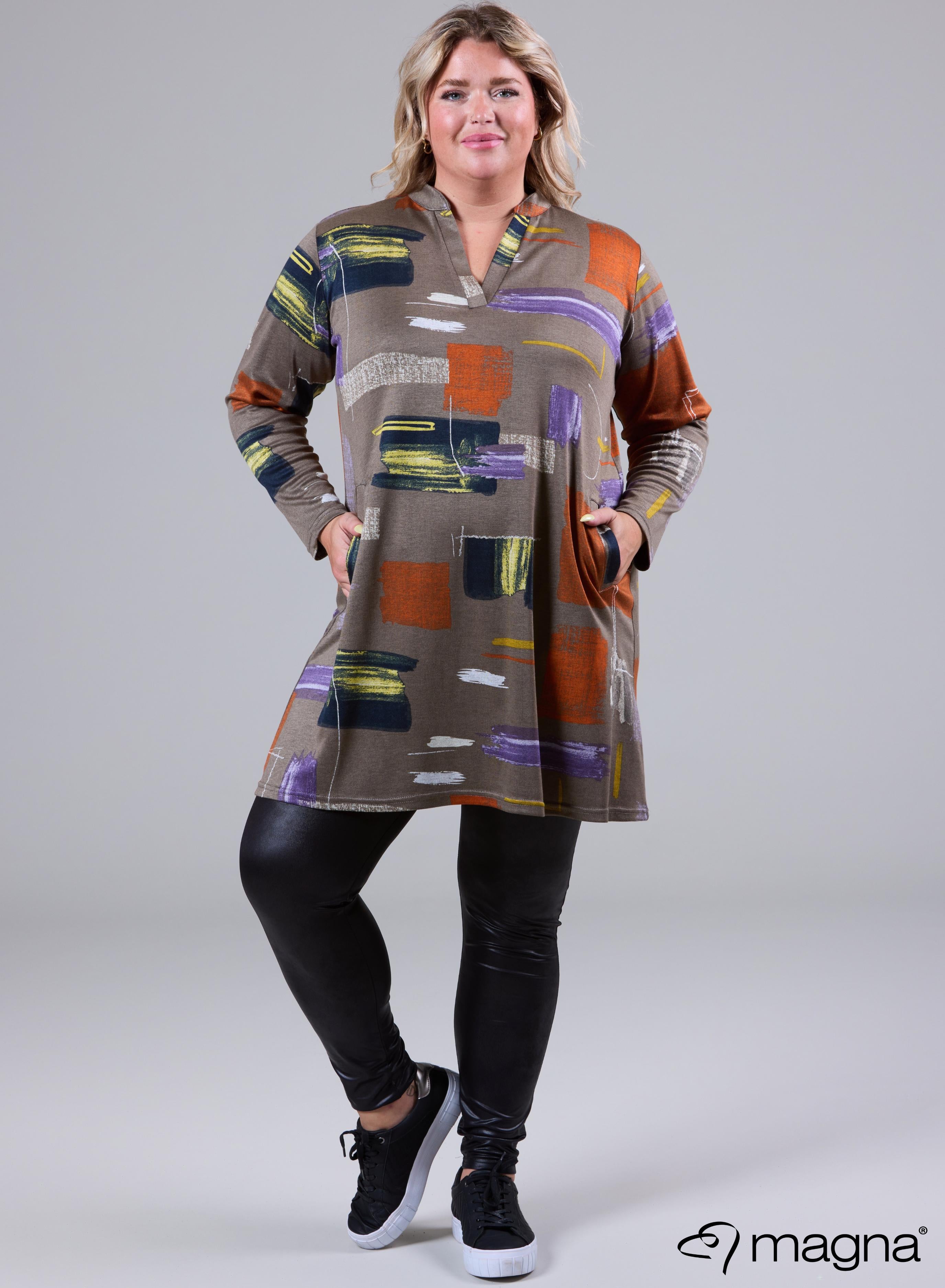 Magna Warm Comfort Tunic Block Art Sand