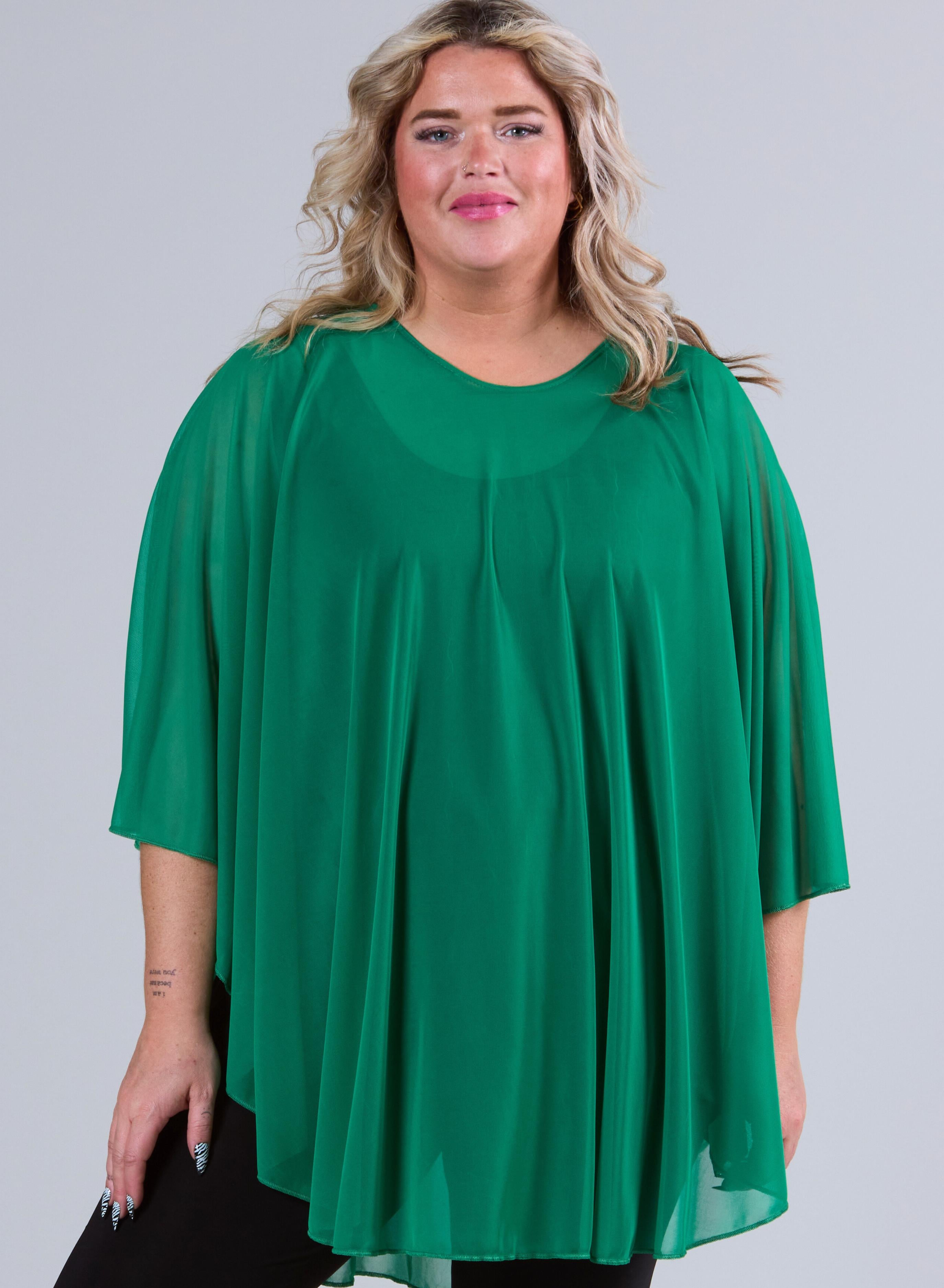 Magna Chiffon Poncho Brazil Green